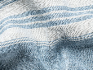 Льняная полосатая ткань