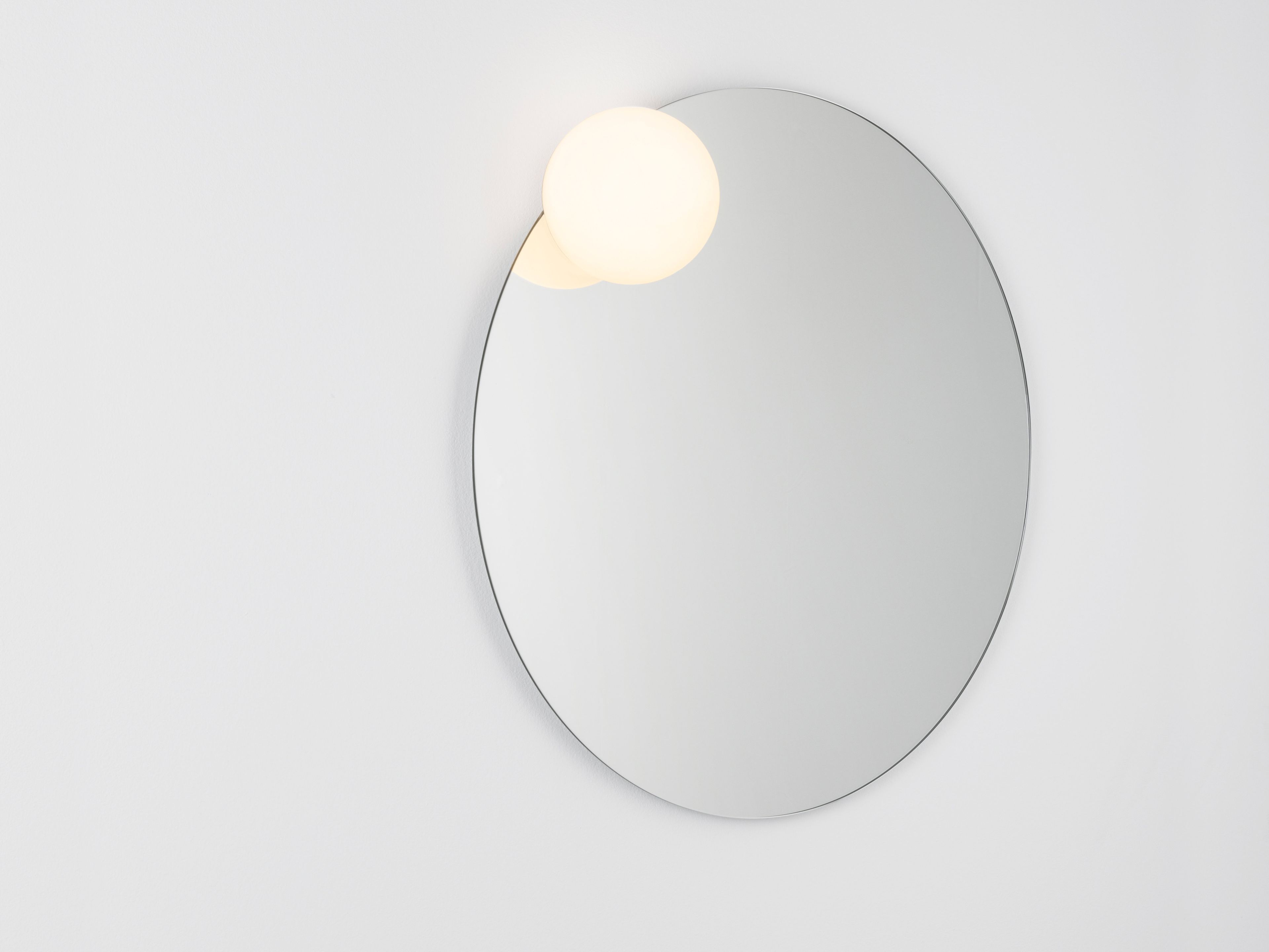 Круглое зеркало со встроенным настенным освещением Estiluz Circ ARCH-00008740 - Вид №1