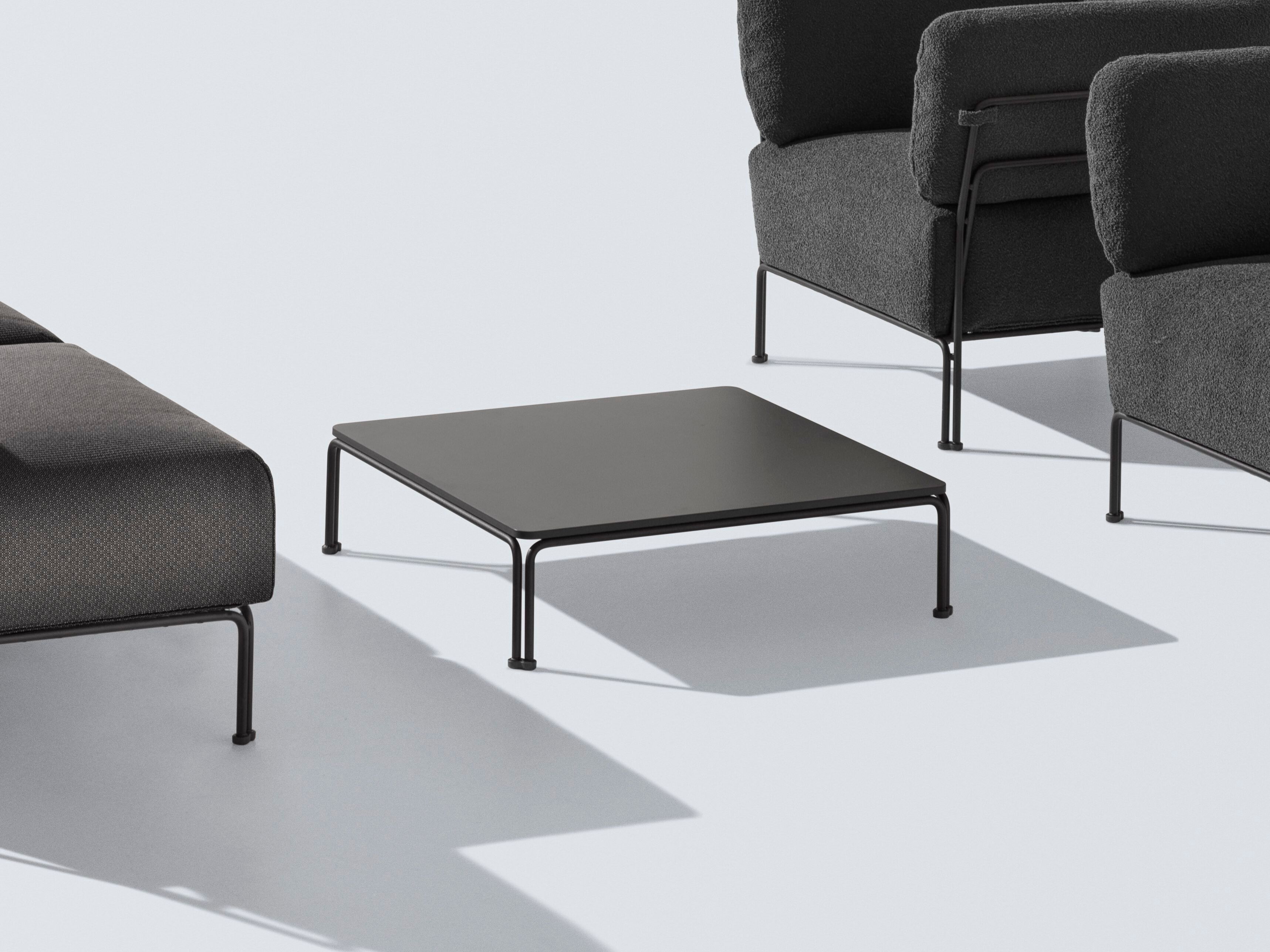 Стальной квадратный журнальный столик Et al Ari ARCH-00006086