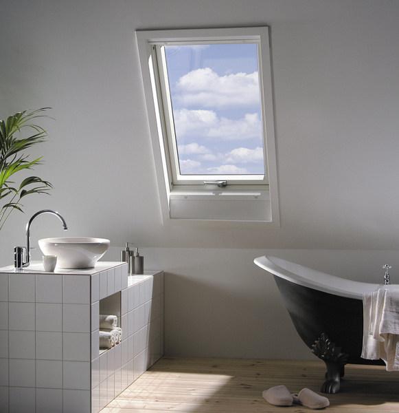 Fakro Мансардное окно Finestra ad alta resistenza contro l’umidità sun-id-1351076 - Вид №2