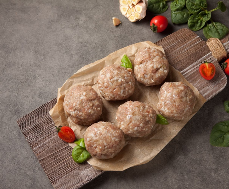 7927 Ёжики из мяса индейки Вкусляндия 