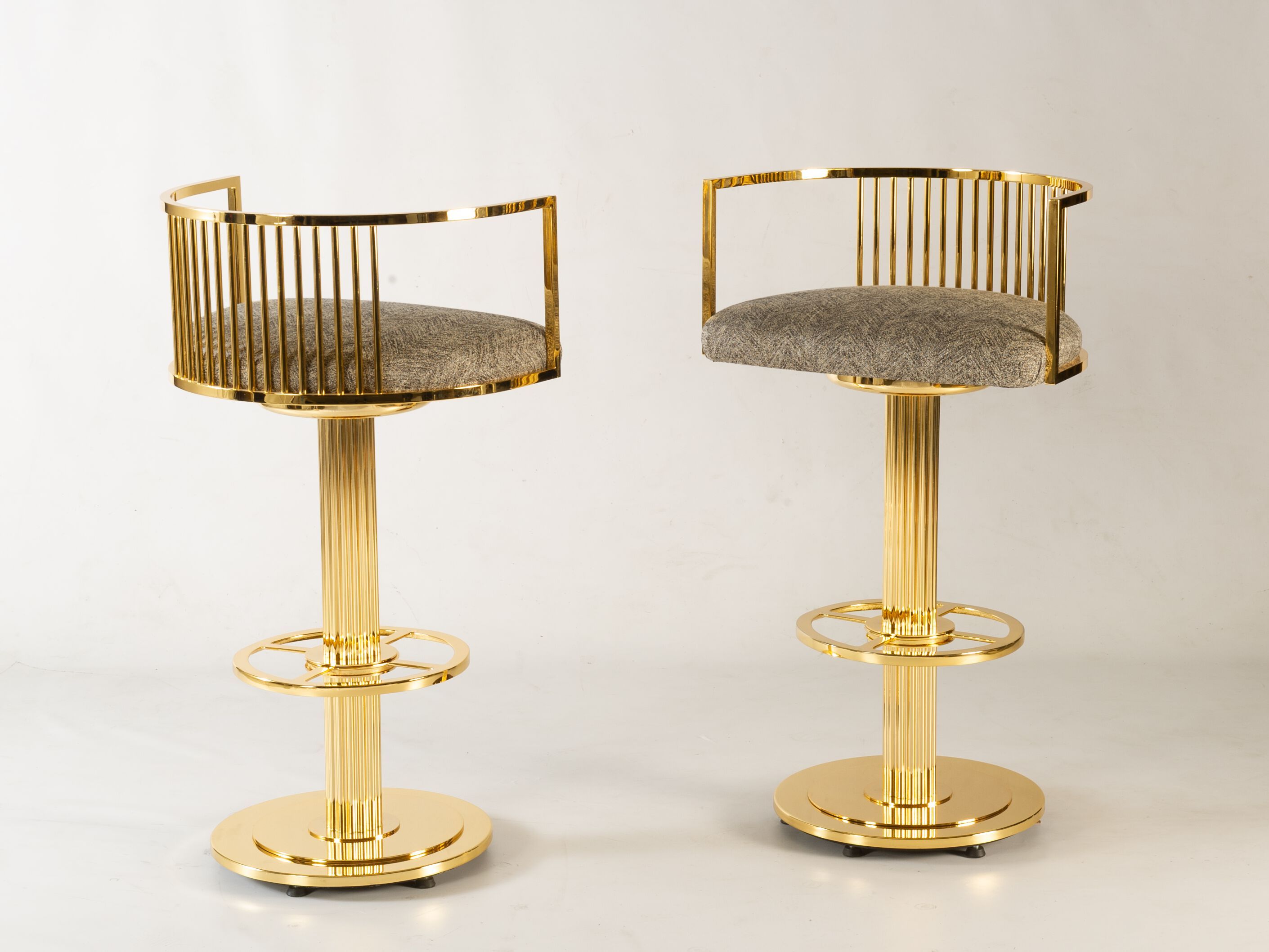 Высокий стул с мягким сиденьем Galbiati Exclusive Interiors ARCH-00102563