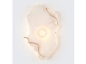 Аппликация ручной работы из камня и бронзы