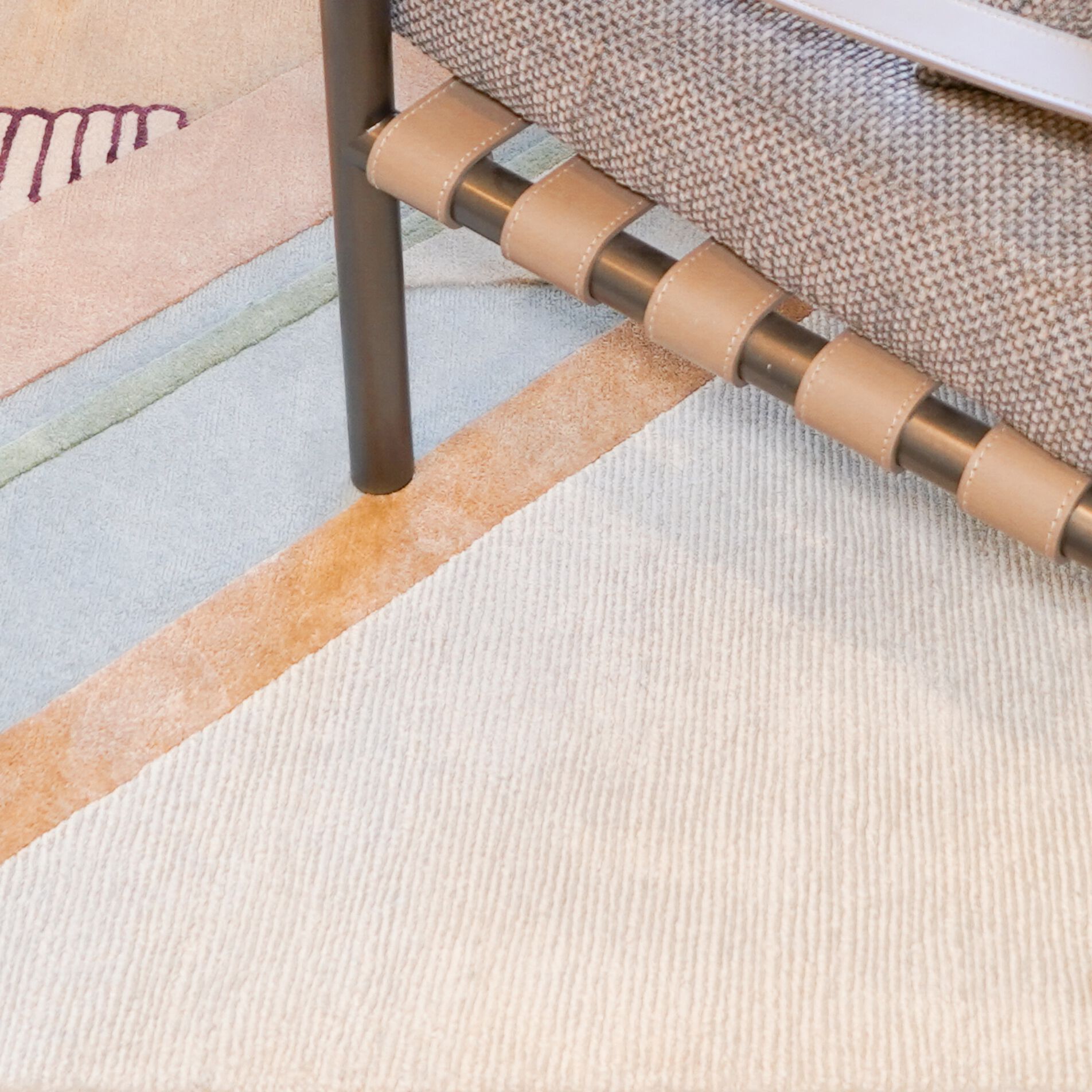 Прямоугольный ковер ручной работы Tapis Rouge абстракция ARCH-00096896 - Вид №1