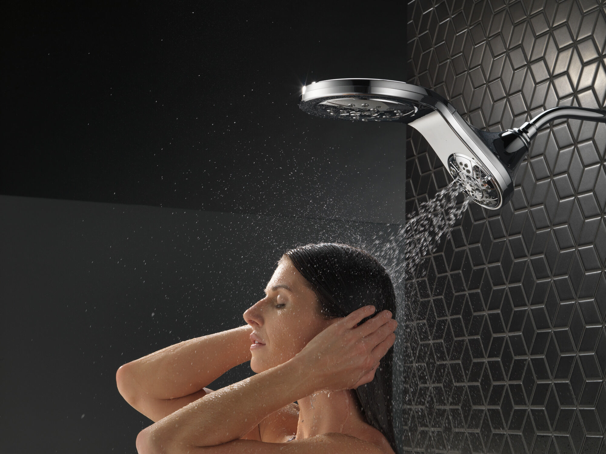 58581-25-PK HydroRain® H2Okinetic® 5-регулировочная душевая лейка два в одном Delta Faucet Universal Showering Хром  - Вид №19