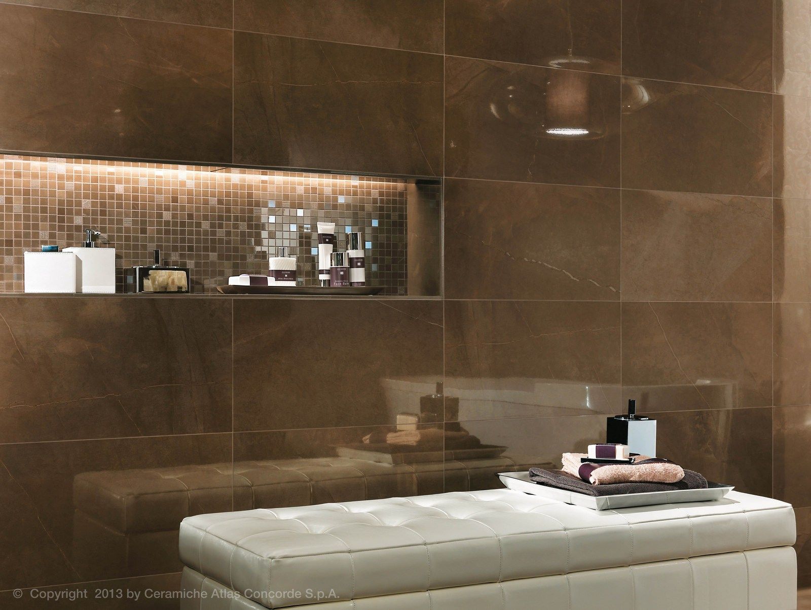 Белое керамическое покрытие с эффектом мрамора Atlas Concorde ARCH-00014706 - Вид №3