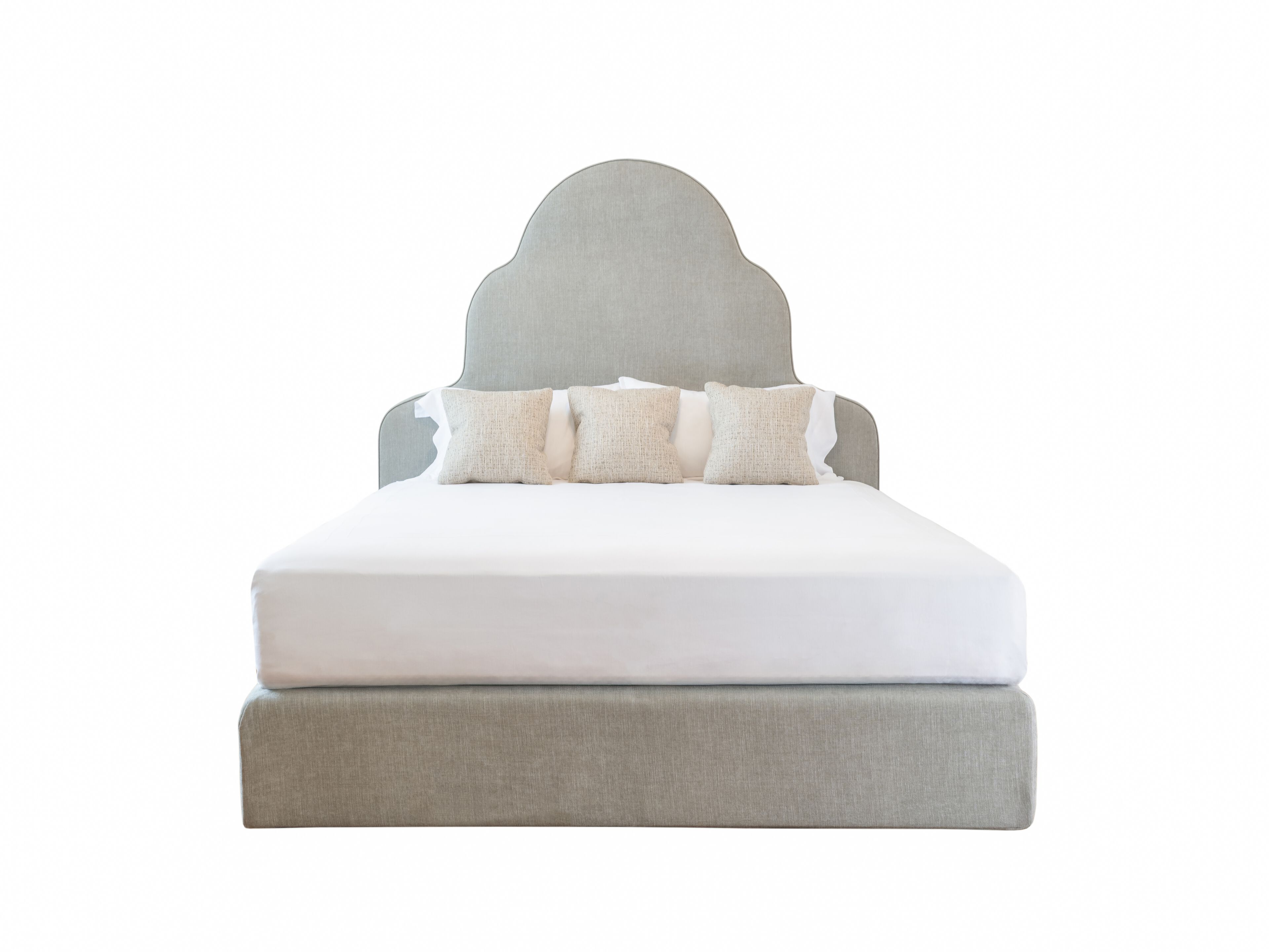 Двуспальная мягкая кровать из ткани DOM EDIZIONI BALDON ARCH-00061791