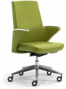 Leyform Поворотное кожаное кресло руководителя с подлокотниками  2620