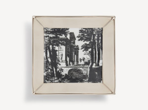 Квадратная фарфоровая тарелка