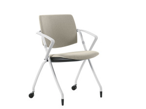 Стул с колесами с подлокотниками