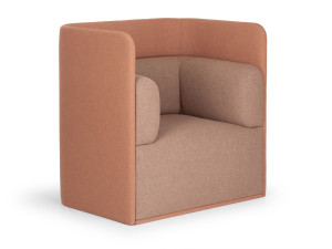 Кресло с подлокотниками