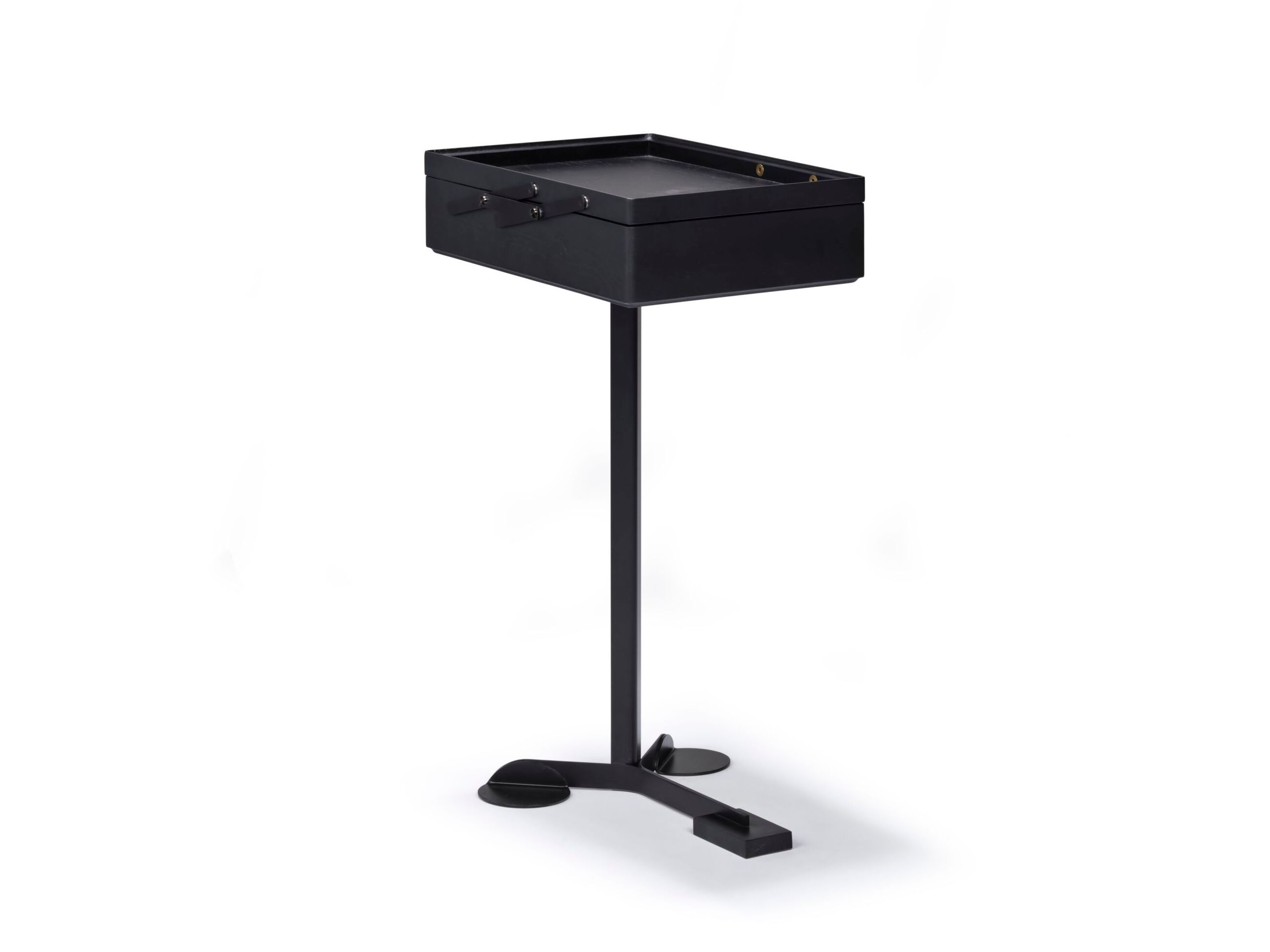 Журнальный столик с подносом In Stock Karakter ARCH-00107906 - Вид №1