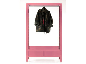 Стальная напольная вешалка с ящиками