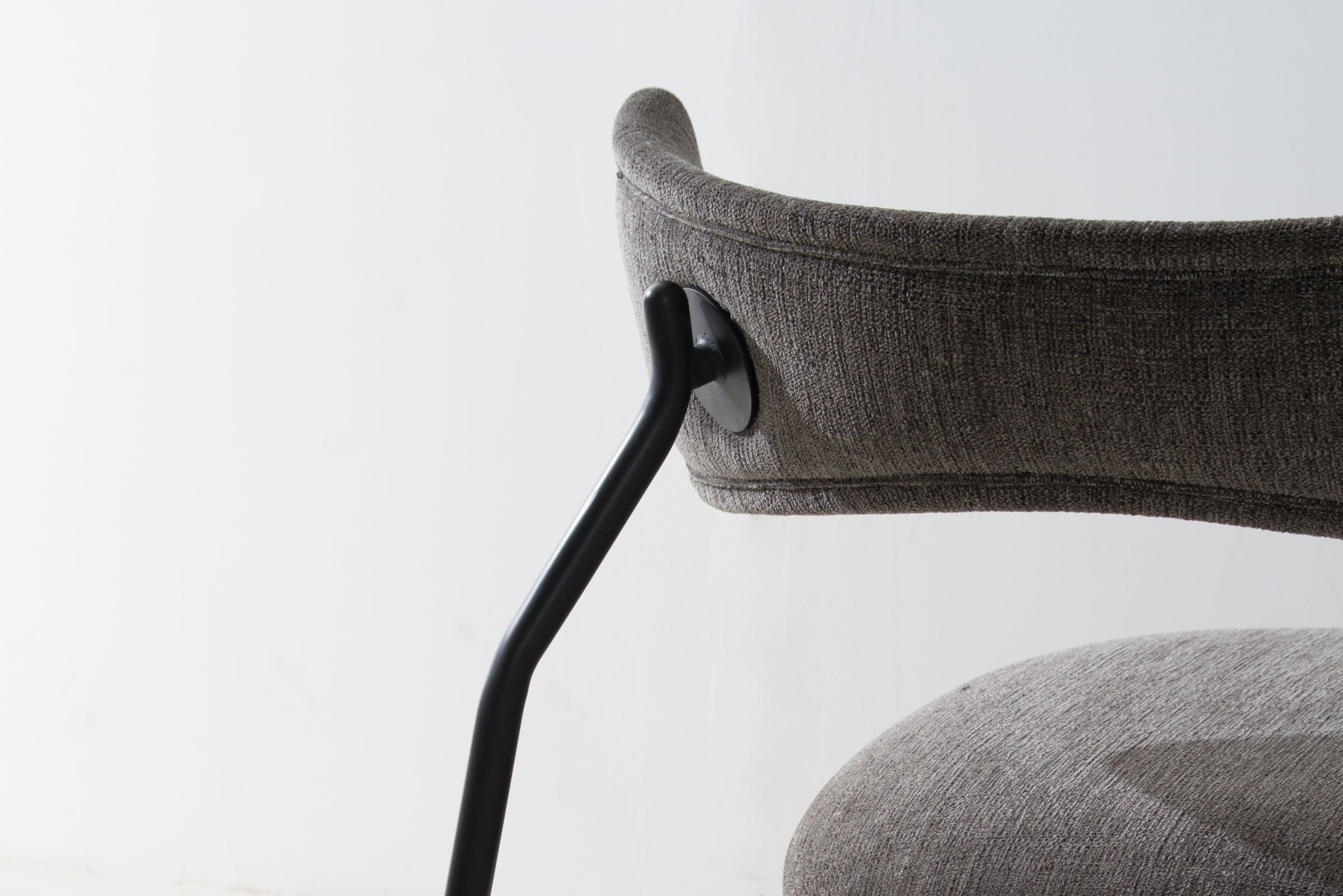 Тканевое кресло District Eight Dragonfly ARCH-00132690 - Вид №1