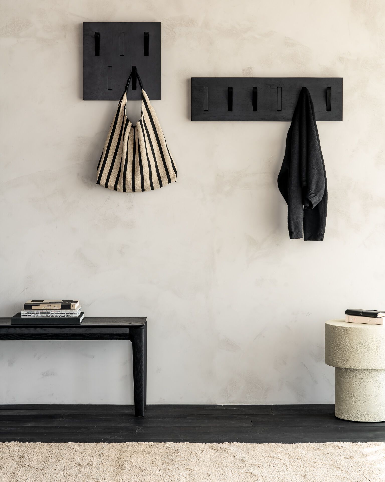 Высокий круглый журнальный столик Ethnicraft Elements ARCH-00001073 - Вид №3