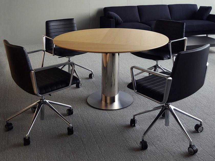 José Martínez Medina Стол для переговоров из стали и дерева sun-id-1347708 - Вид №1