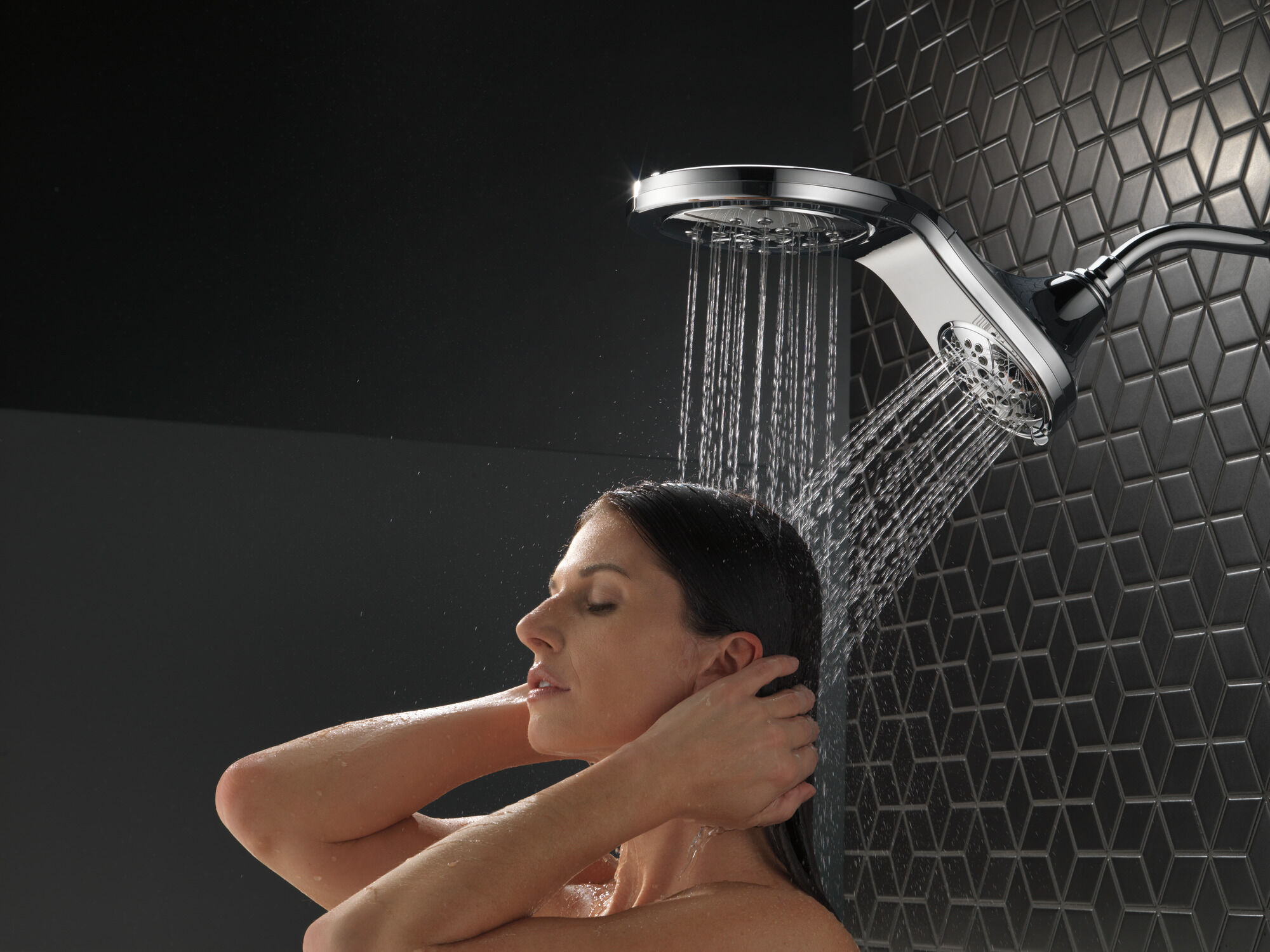 58581-25-PK HydroRain® H2Okinetic® 5-регулировочная душевая лейка два в одном Delta Faucet Universal Showering Хром  - Вид №12