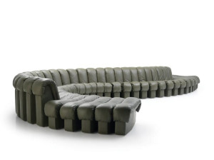 Изогнутый модульный диван