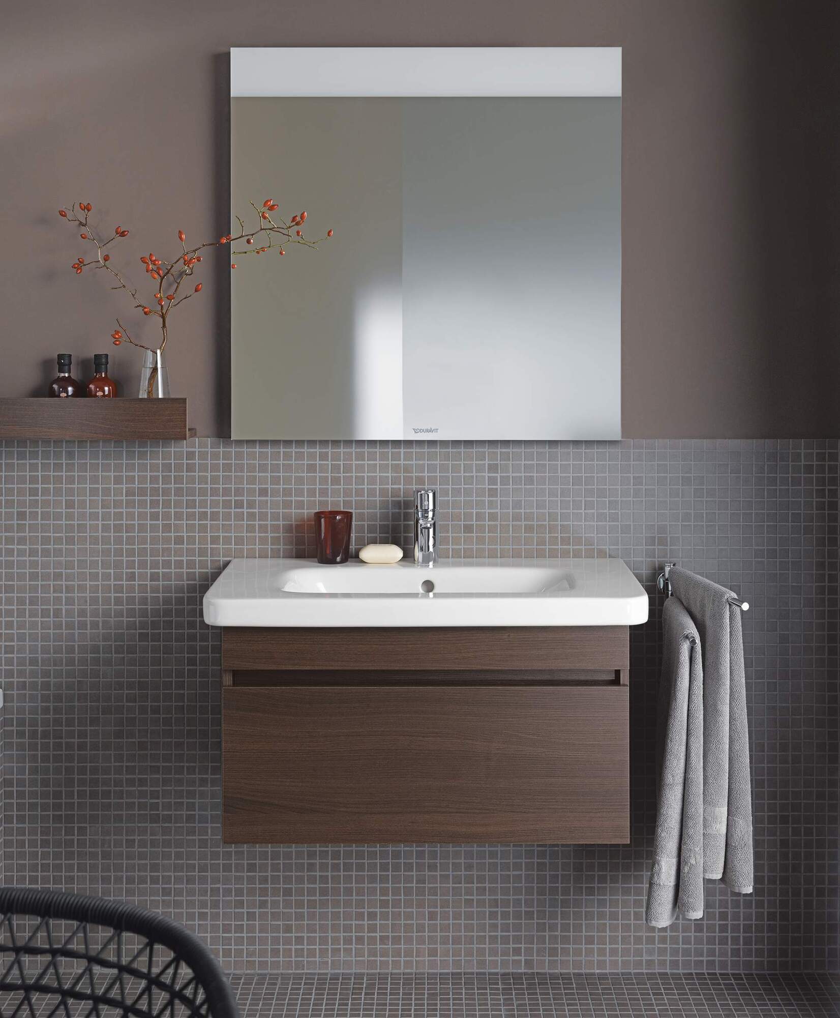 DS638105151 Тумбочка подвесная DuraStyle #DS6381 730 x 448 мм Сосна коричневая, декор Duravit - Вид №3