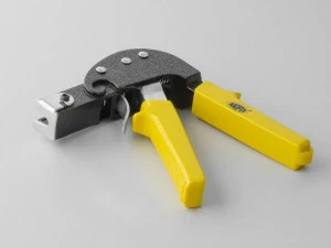 AKIFIX Плоскогубцы  Namf06001