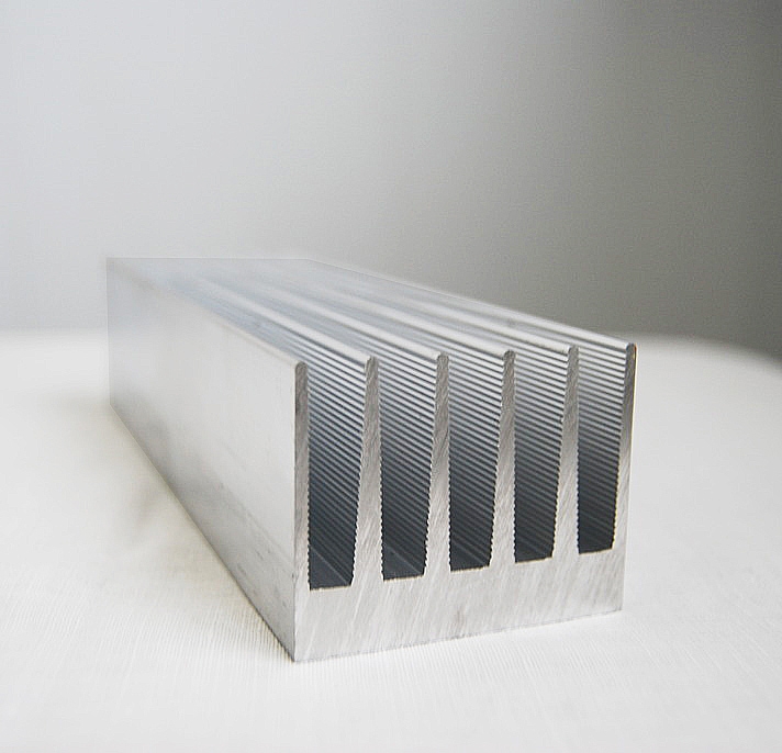 1530 Профиль алюминиевый 50мм * 40мм * 2,5кг LAB.Space  - Вид №1