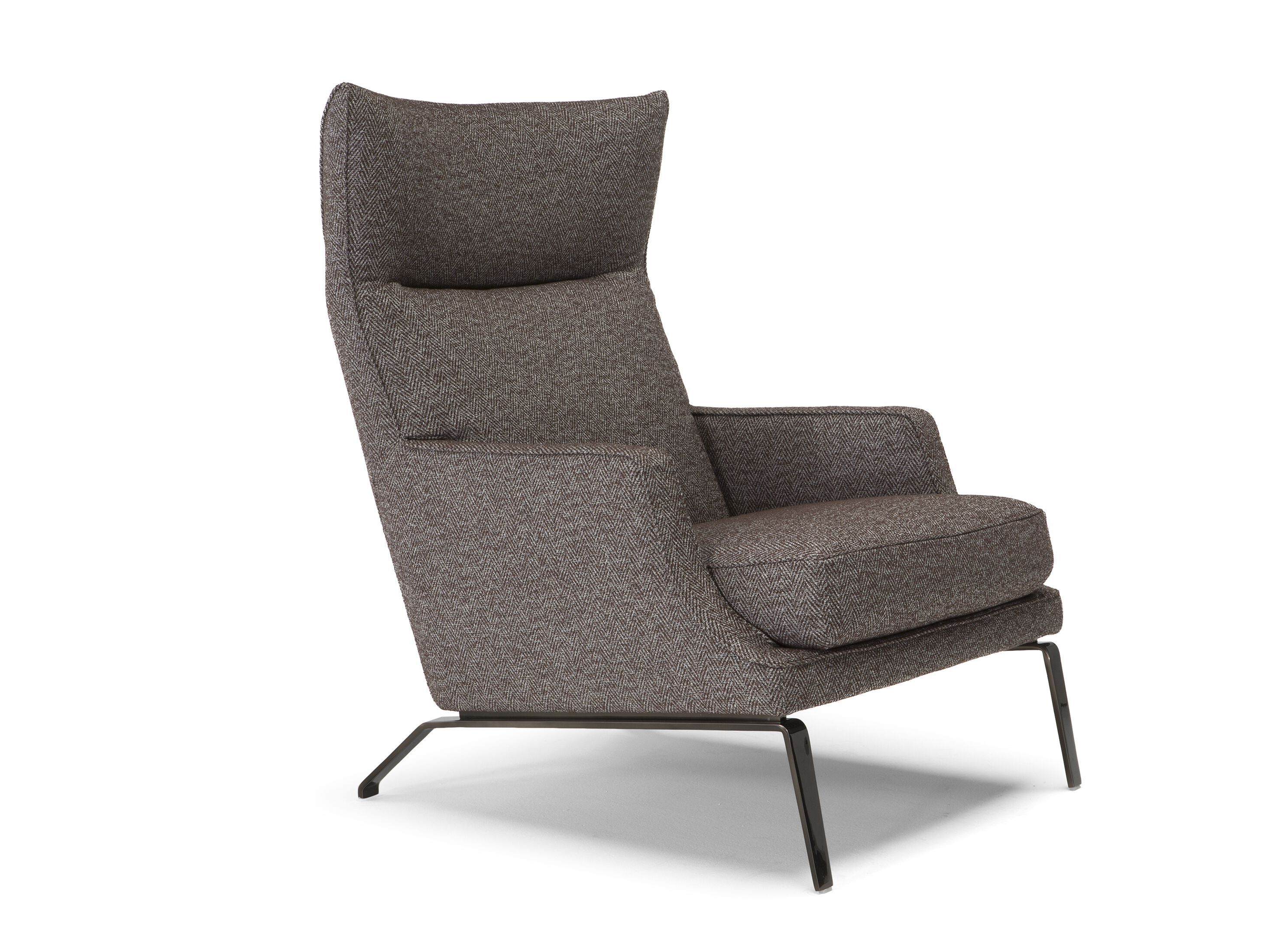 Тканевое кресло с подлокотниками с высокой спинкой Natuzzi Italia Clemmie ARCH-00066039