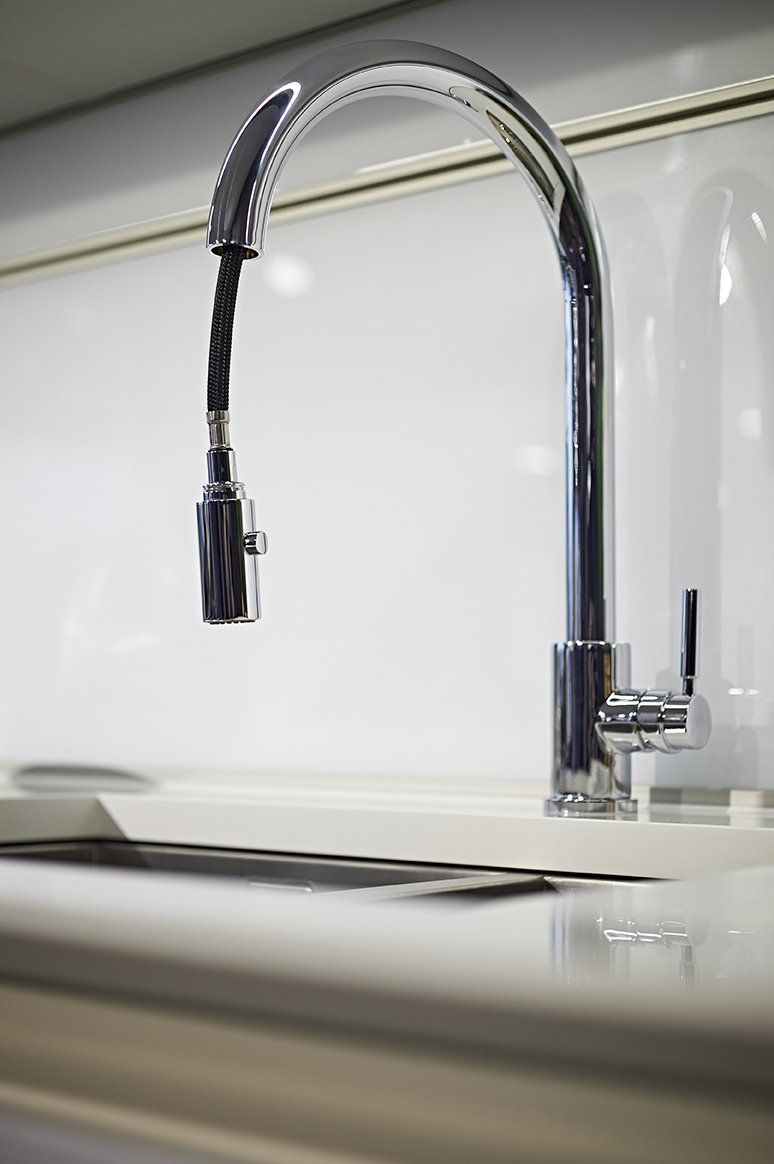 4044 Моноблочный смеситель для мойки Juliet с функцией ополаскивания вниз Traditional Perrinandrowe - Вид №4