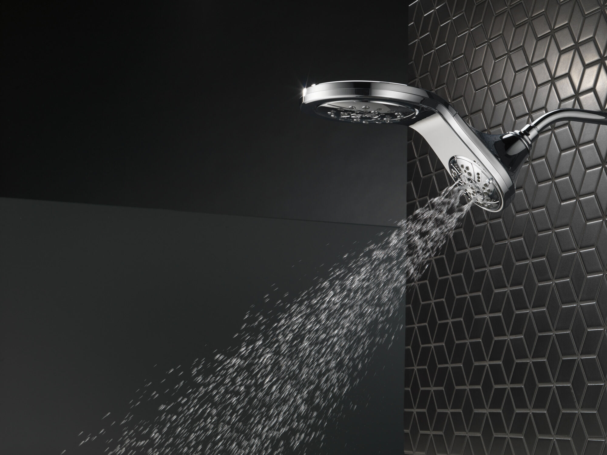 58581-25-PK HydroRain® H2Okinetic® 5-регулировочная душевая лейка два в одном Delta Faucet Universal Showering Хром  - Вид №31