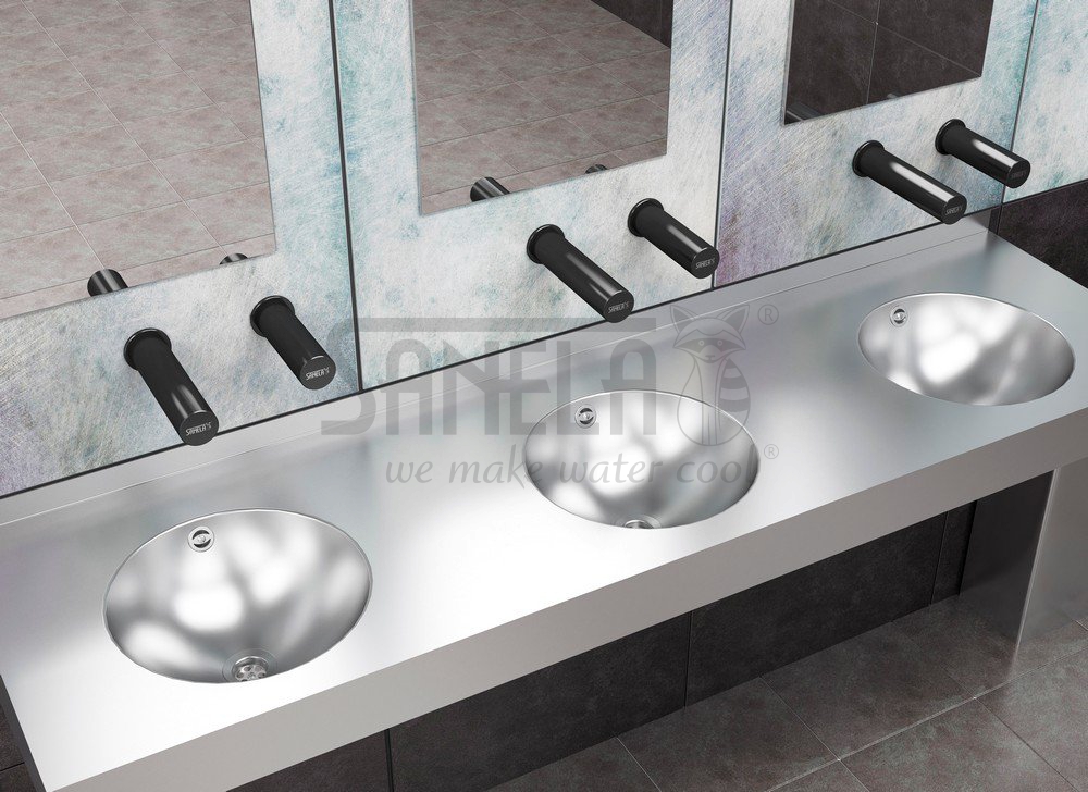 03433 Автоматический чёрный настенный нержавеющий смеситель для подачи холодной и теплой воды, 24 В SANELA  - Вид №1