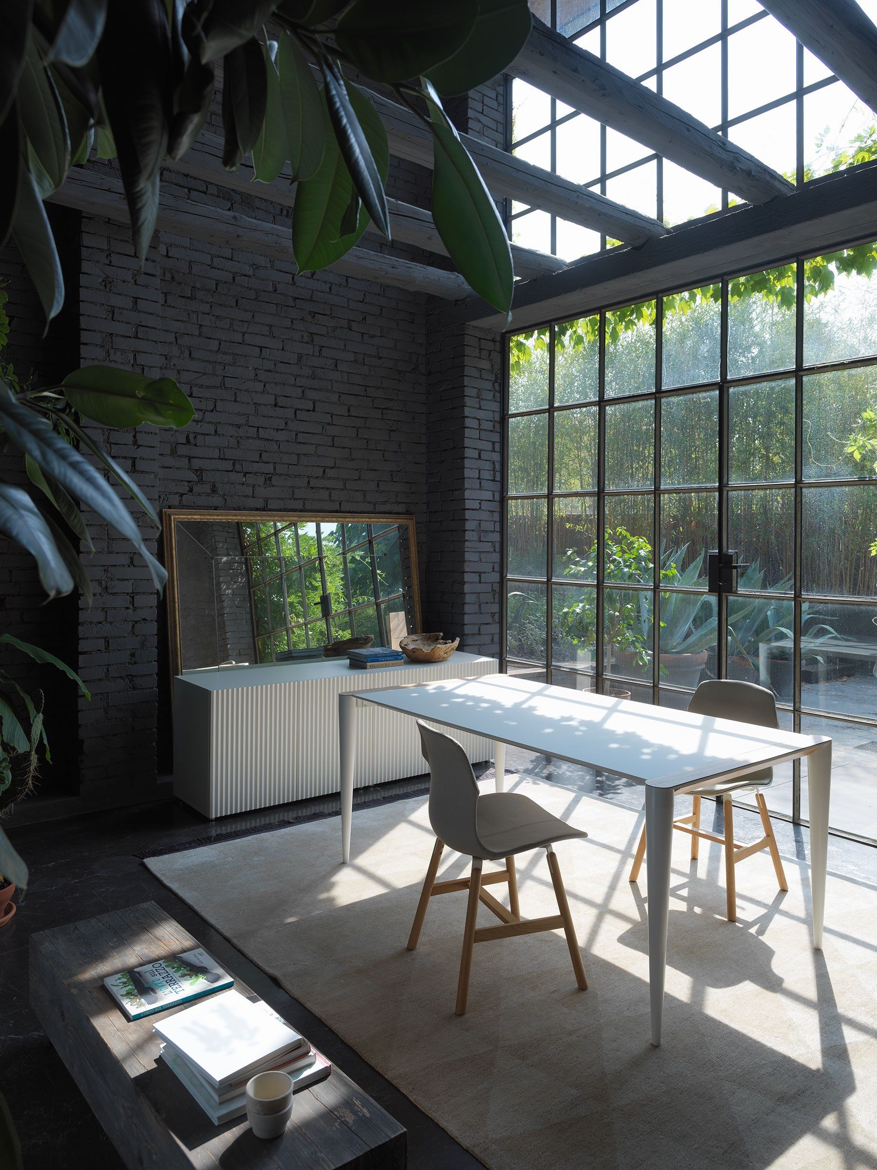 Мягкий стул полностью из ткани или кожи с деревянными ножками Casamania & Horm стерео ARCH-00022257 - Вид №5