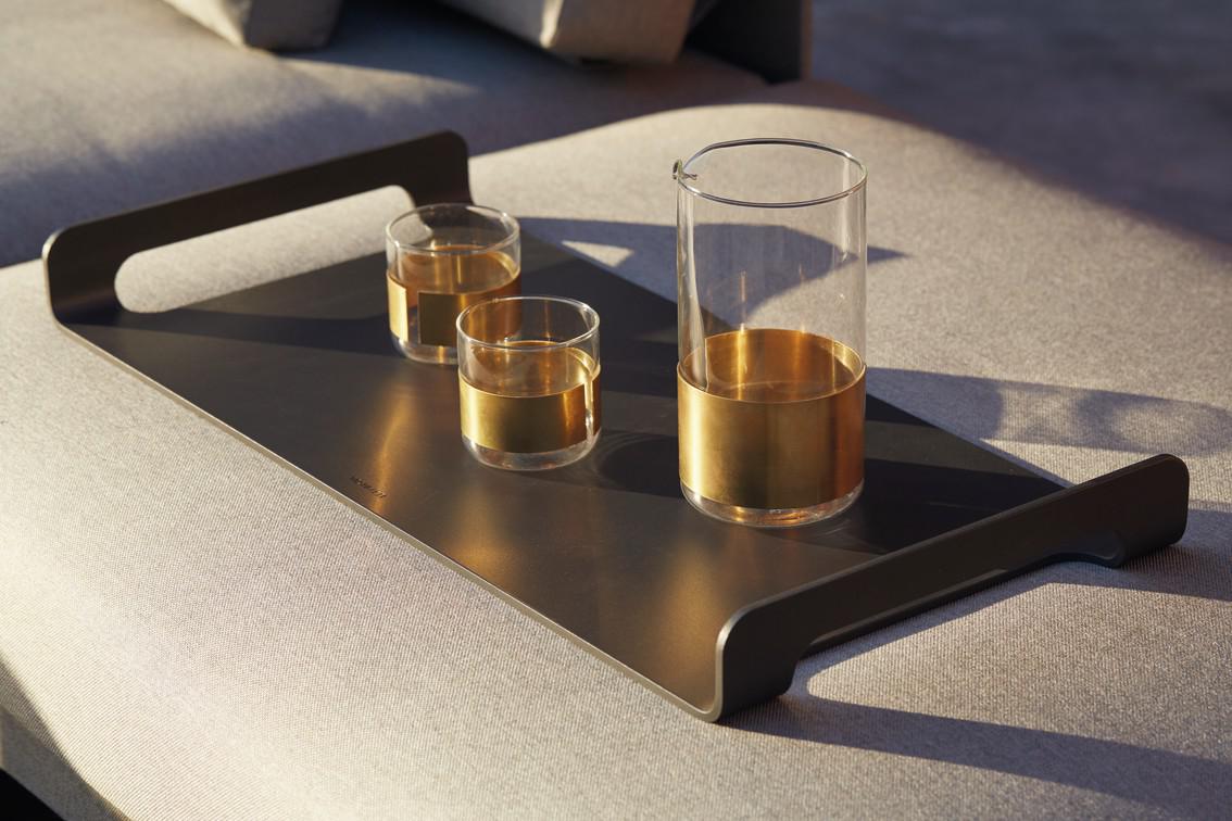 MNST1313 Поднос квадрат 48x48 лава Manutti Trays  - Вид №1