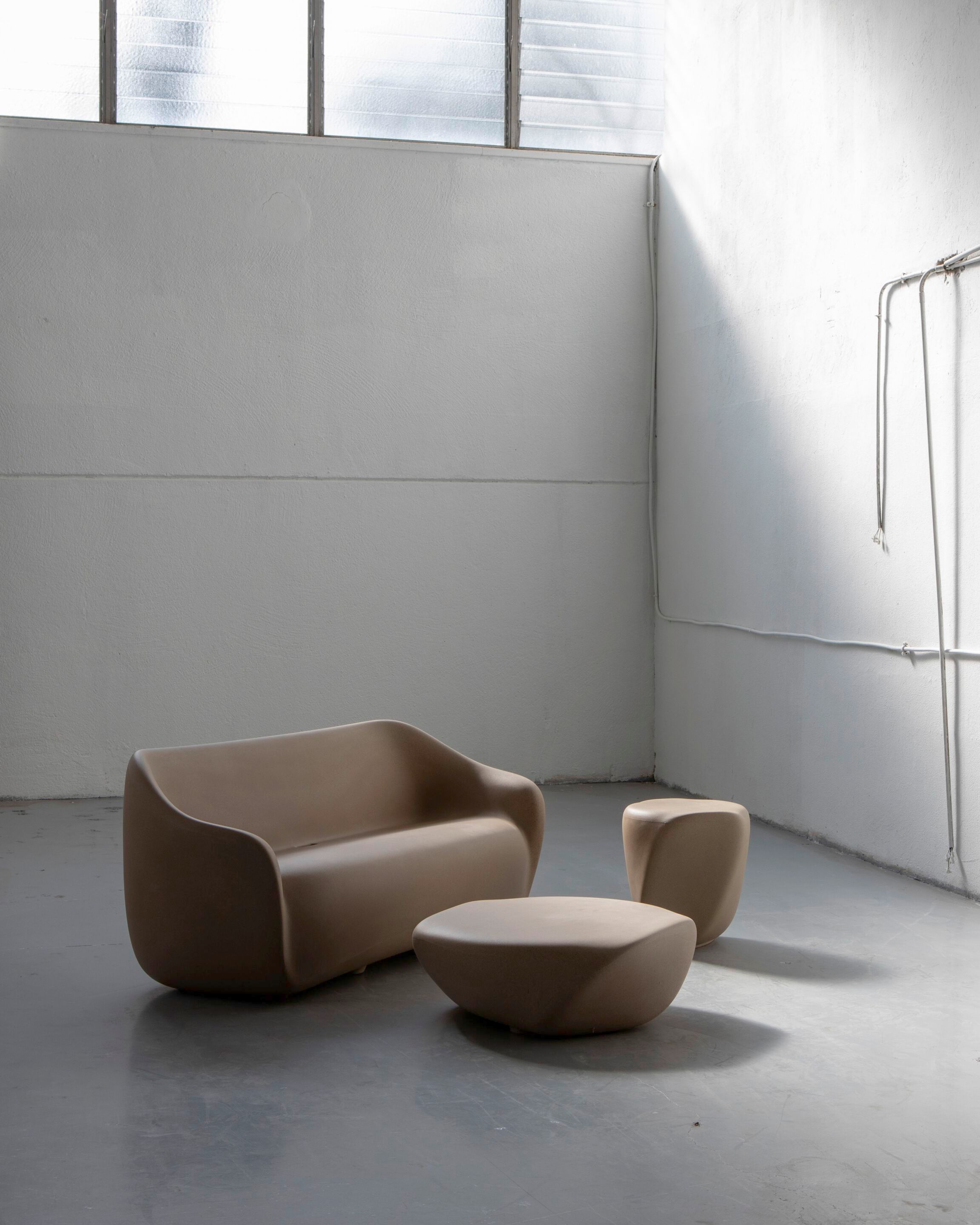 2-местный полиэтиленовый садовый диван SLIDE Reborn ARCH-00015519 - Вид №1