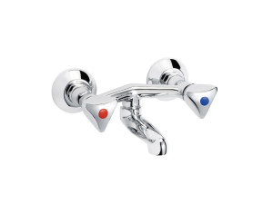 Настенный смеситель для ванны с 2 отверстиями