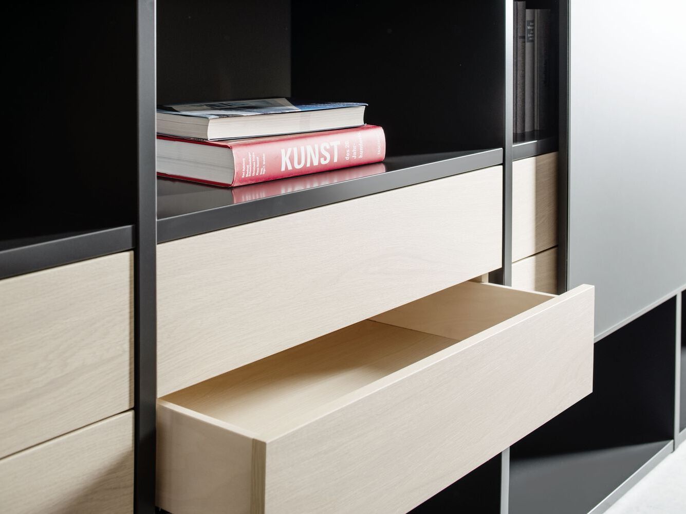 Книжный шкаф с ящиками Sudbrock Möbelhandwerk Sinus ARCH-00147786 - Вид №2