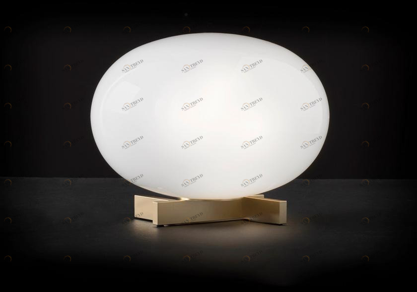 Oluce Настольная лампа из латуни и стекла Alba sun-id-1461172