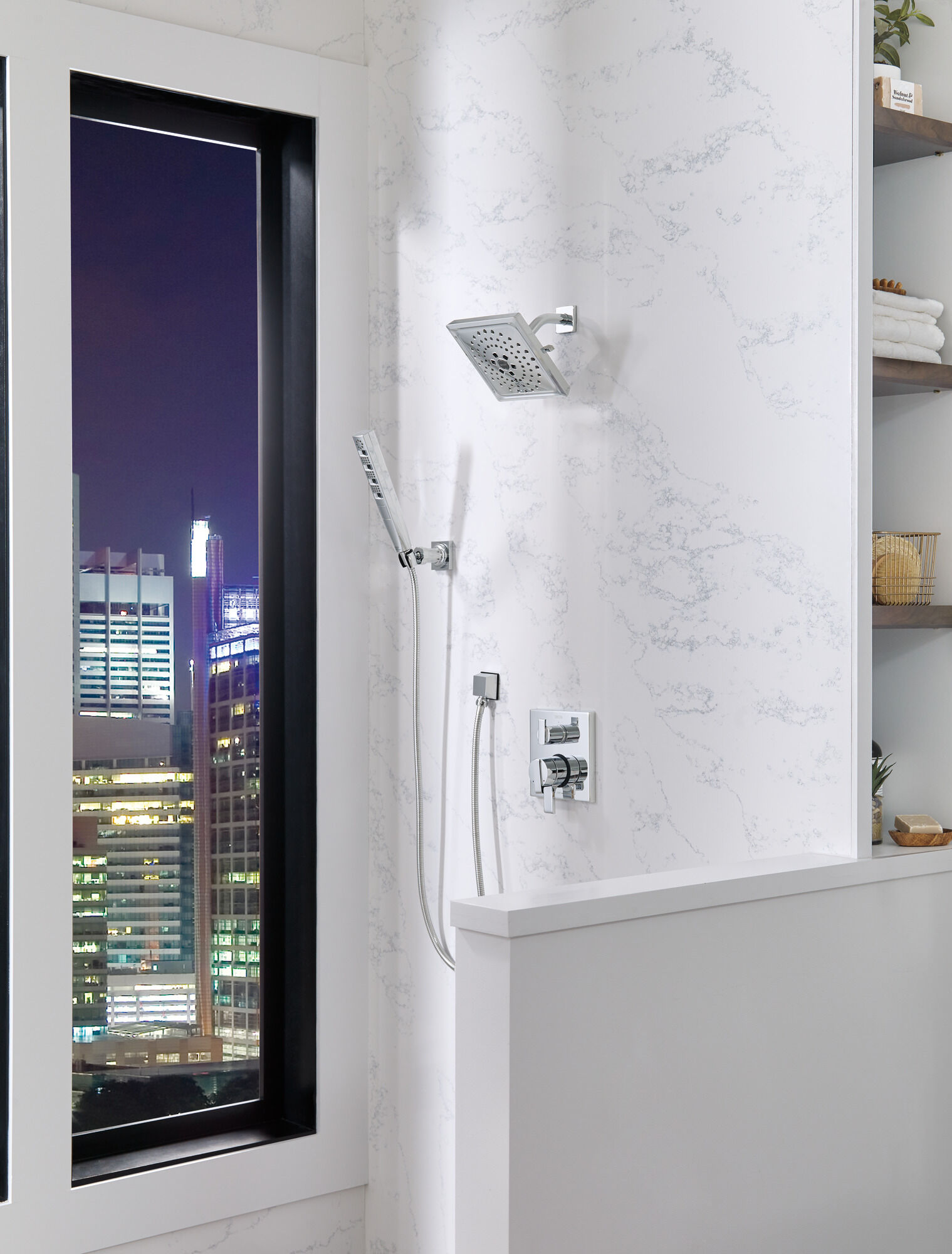 57140 H2Okinetic® Подвесная душевая лейка Raincan Delta Faucet Universal Showering Хром  - Вид №3