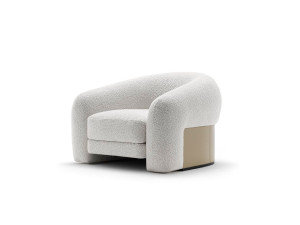 Тканевое кресло с подлокотниками