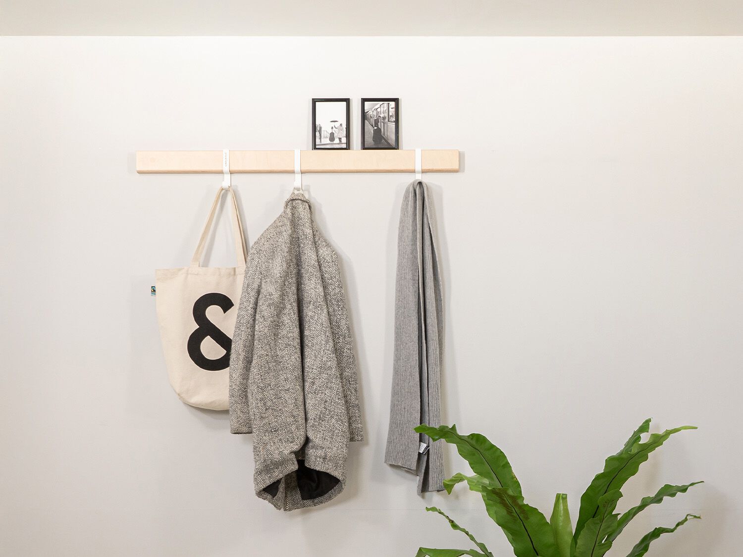 Деревянная настенная вешалка Variand Furniture E01 ARCH-00088590