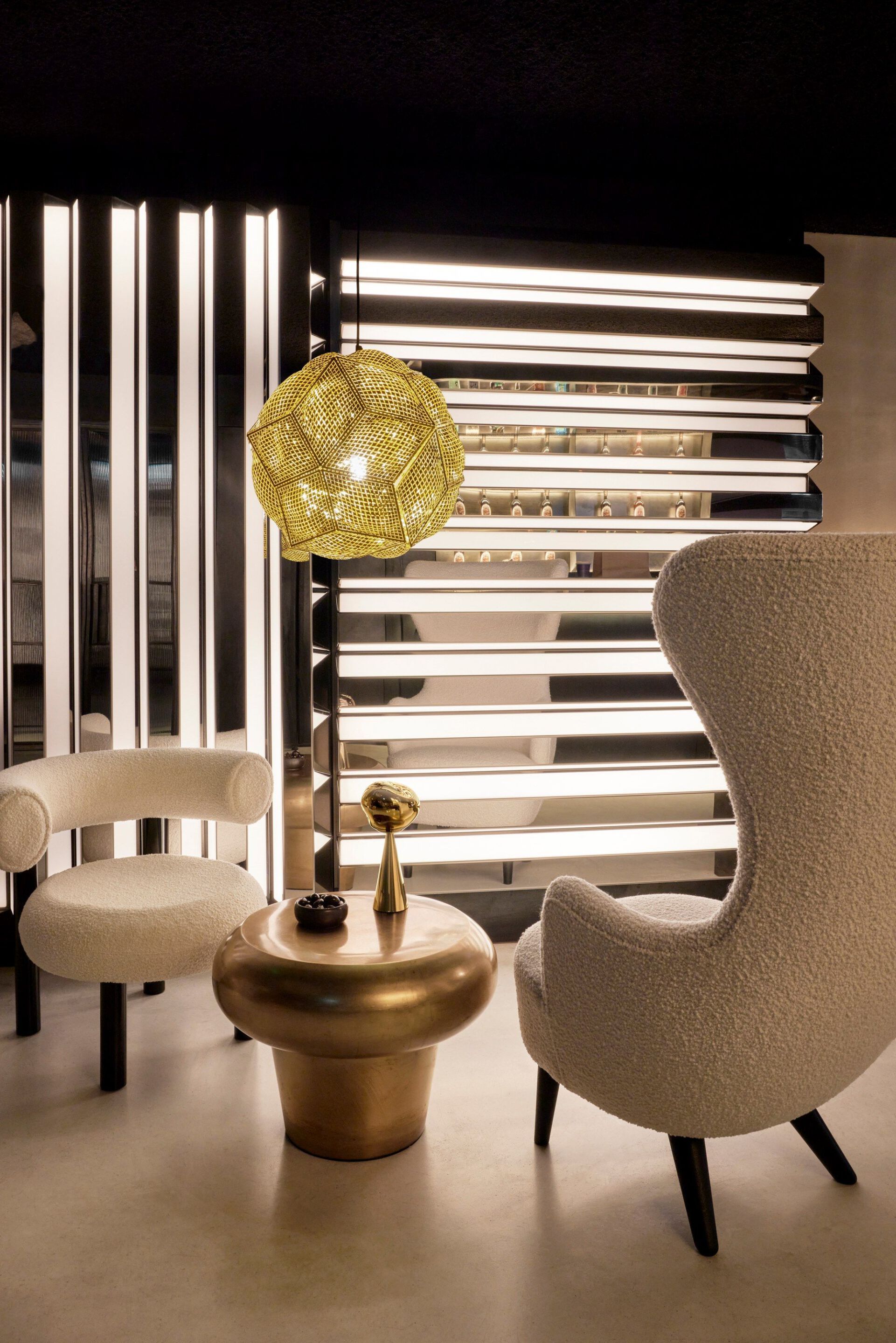 Светодиодная настольная лампа с батарейным питанием In Stock Tom Dixon ARCH-00119000 - Вид №6