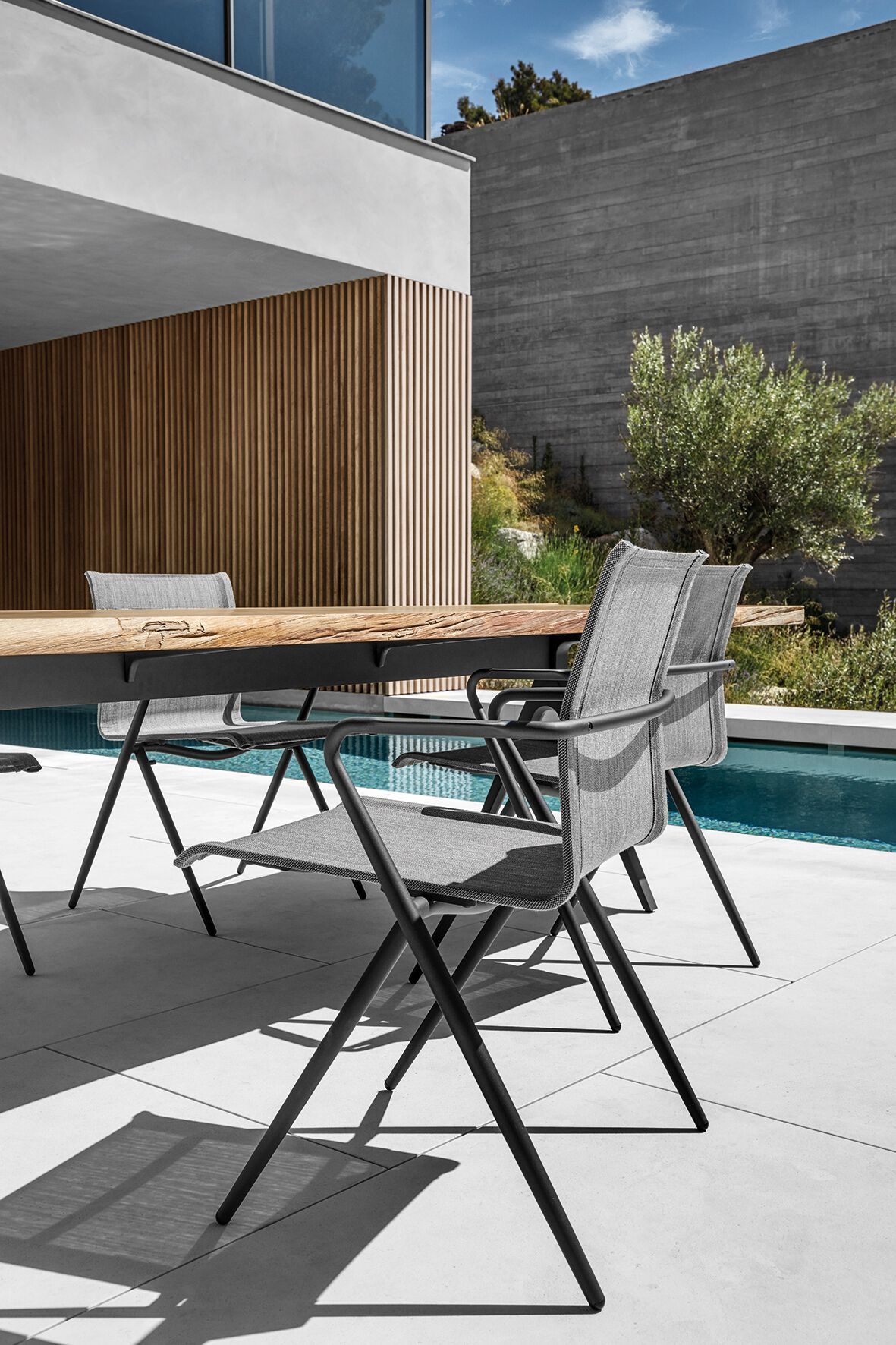 Прямоугольный садовый стол из тикового дерева Gloster ARCH-00117209 - Вид №7