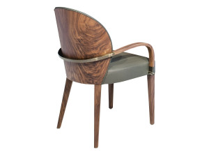 Кожаный мягкий стул