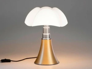 Martinelli Luce Настольная лампа из стали с абажуром из метакрилата Pipistrello 620/j