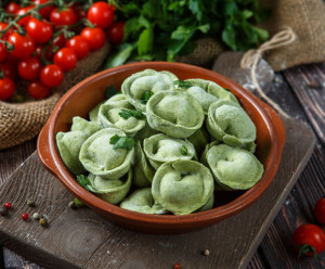 4711 Мини-пельмени с кроликом и курицей Зинаида и Сергей Белан