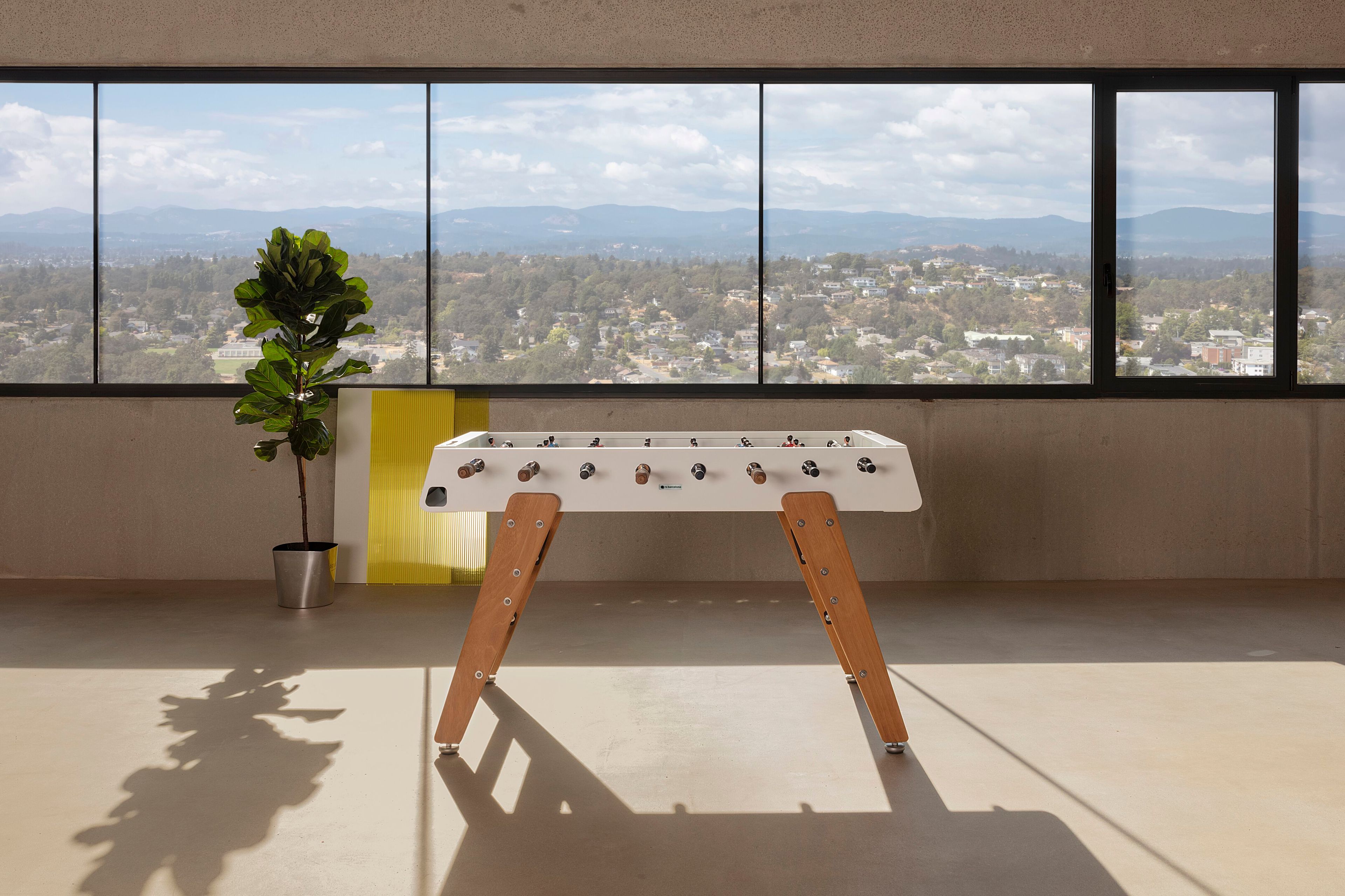 Прямоугольный стальной кальциобалилья и ножки из Ироко RS Barcelona RS3 WOOD ARCH-00003959 - Вид №2