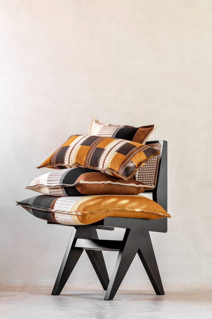 Casalis Подушка из шерсти мериноса с геометрическим рисунком Velden sun-id-1448998 - Вид №5