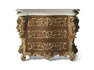 Дубовая тумбочка с мраморной столешницей в стиле барокко