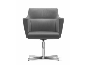 Спицевое вращающееся кресло с подлокотниками