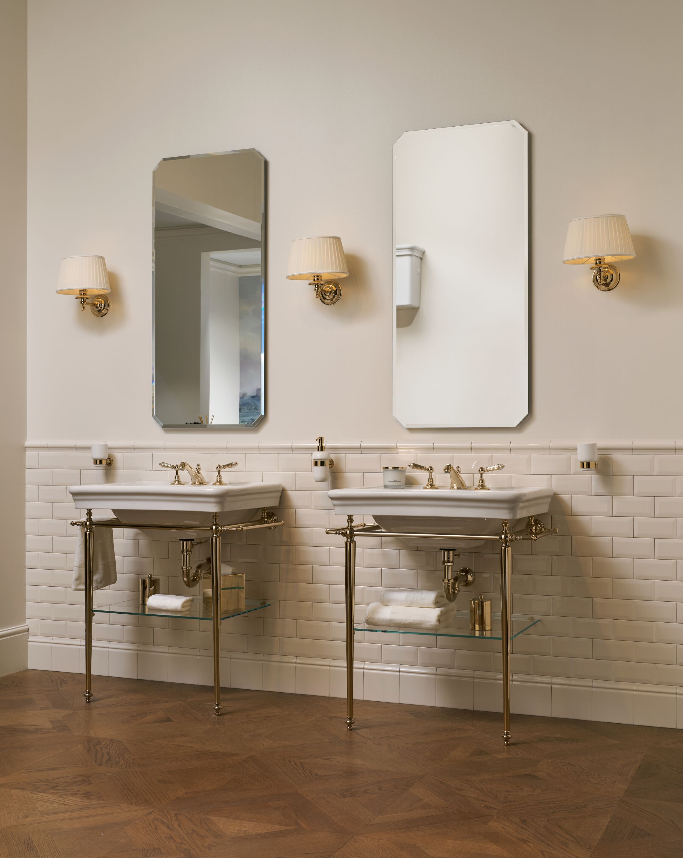 Консольный умывальник с держателем для полотенец Devon&Devon ETOILE ARCH-00057618 - Вид №1