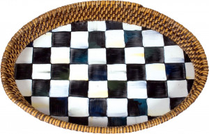 10586119 Mackenzie-Childs Поднос ротанг малый Courtly Check 20x28 сталь, эмаль, ротанг