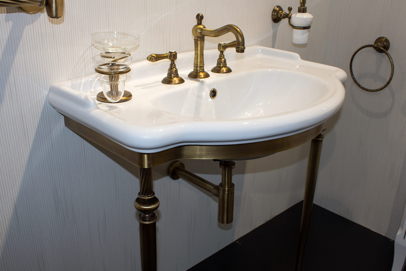 1409 ** 18 Смеситель для умывальника Nicolazzi Series Traditional  - Вид №11